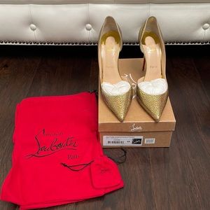 Christian Louboutin galupump size 40/US 10- Gold